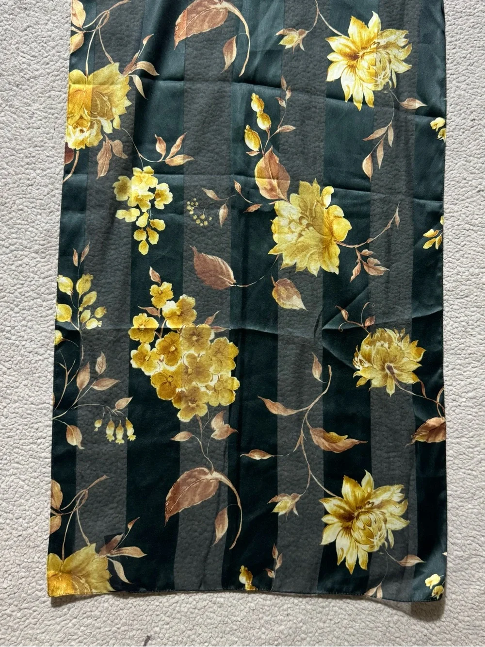 Unbranded Scarf Womens OS Green Yellow Floral Rectangle Lightweight Sheer Pretty